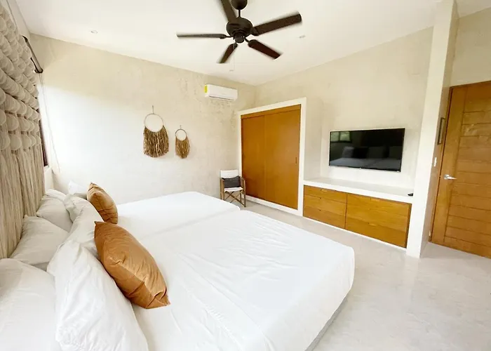 Luxury House Tomanoa - 10pers - 4rooms - Pool - Hotjacuzzi - Speed Wifi -waterfall * Tulum